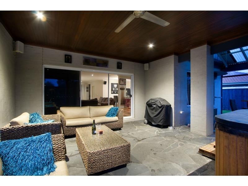 3 Blue Bell Court, Pakenham VIC 3810