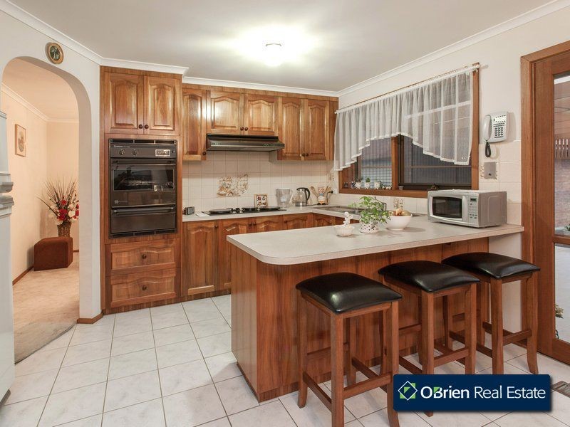 42 Glenburn Drive, Hallam VIC 3803