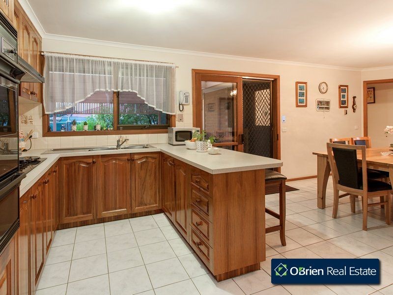 42 Glenburn Drive, Hallam VIC 3803