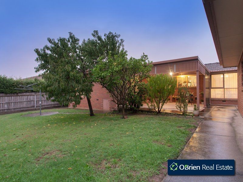 42 Glenburn Drive, Hallam VIC 3803