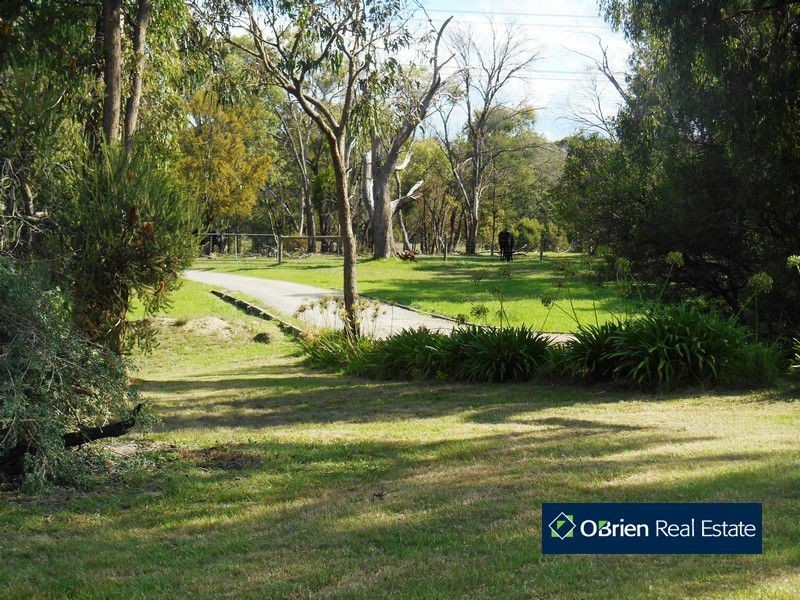 23-25 Scott Road, Pearcedale VIC 3912