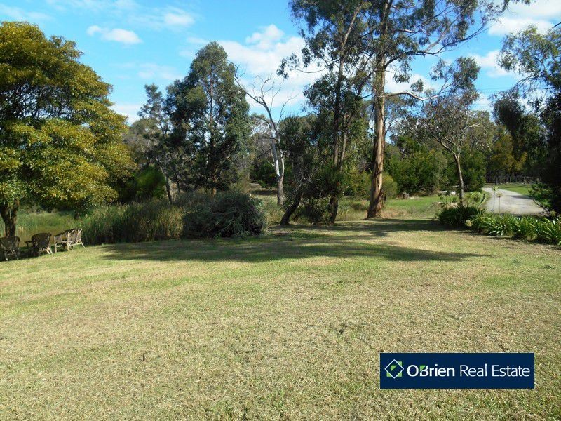 23-25 Scott Road, Pearcedale VIC 3912