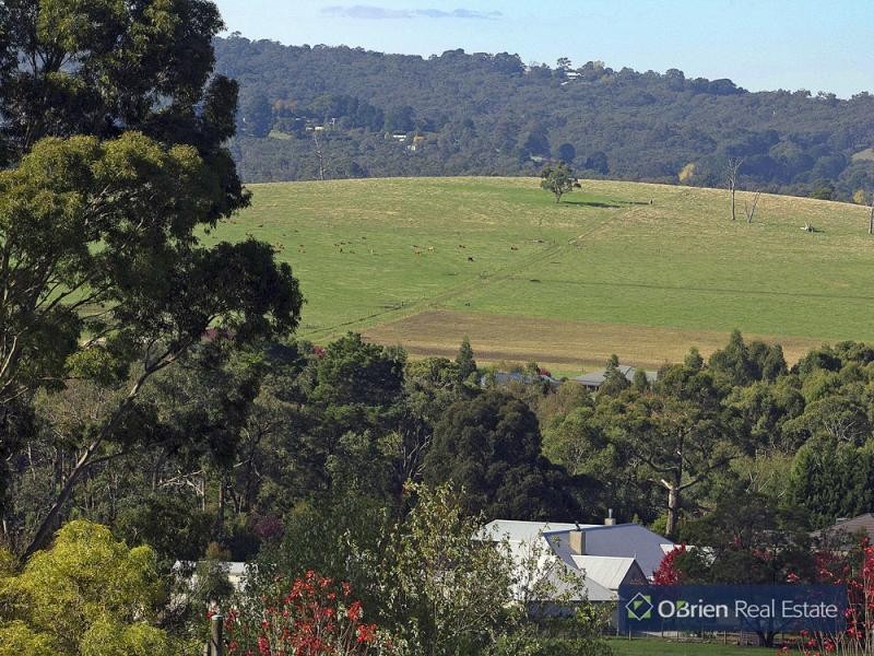 4 Beaumont View Lane, Berwick VIC 3806