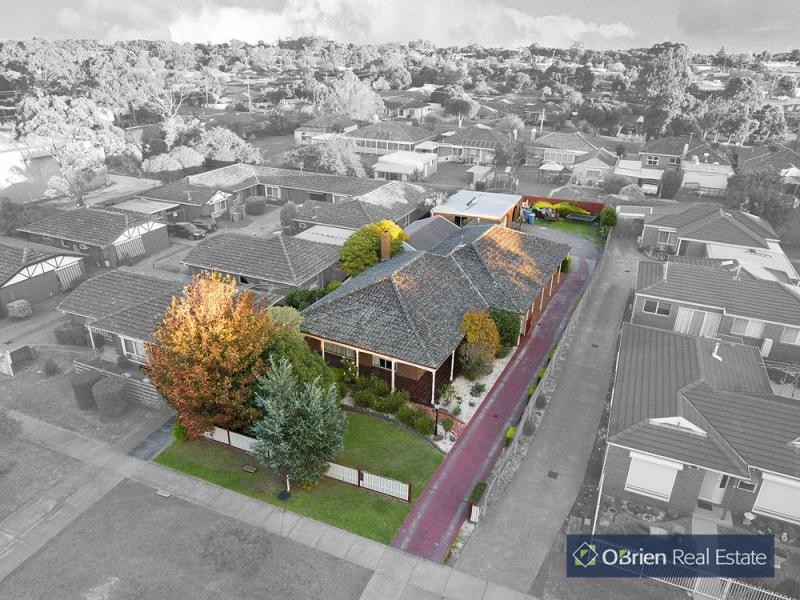 16 Brunt Street, Cranbourne VIC 3977
