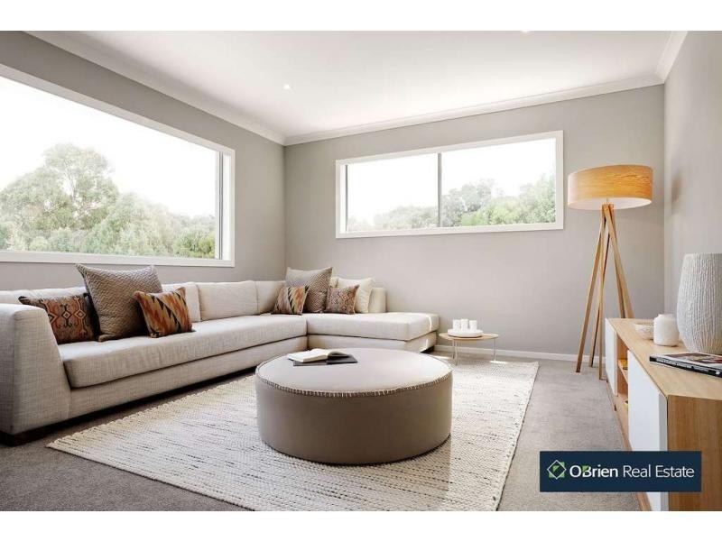 62 Prendergast Avenue, Cranbourne East VIC 3977