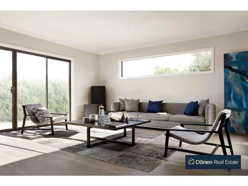 64 Prendergast Avenue, Cranbourne East VIC 3977