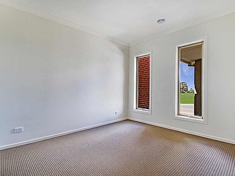 3 Havana Parade, Pakenham VIC 3810