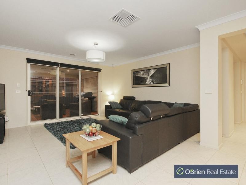 5 Wearingford Avenue, Narre Warren South VIC 3805