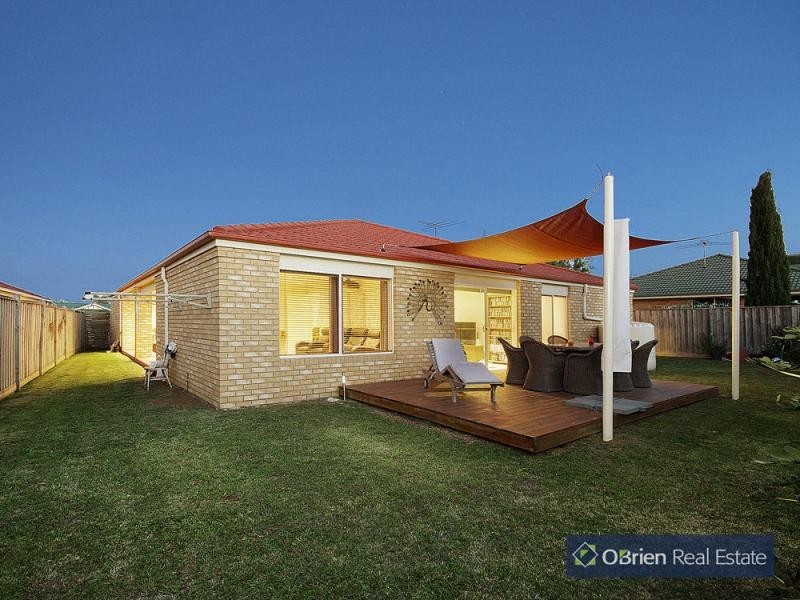 5 Wearingford Avenue, Narre Warren South VIC 3805