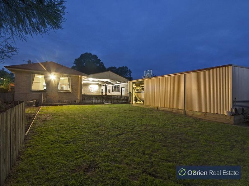 3 Dixons Road, Cardinia VIC 3978