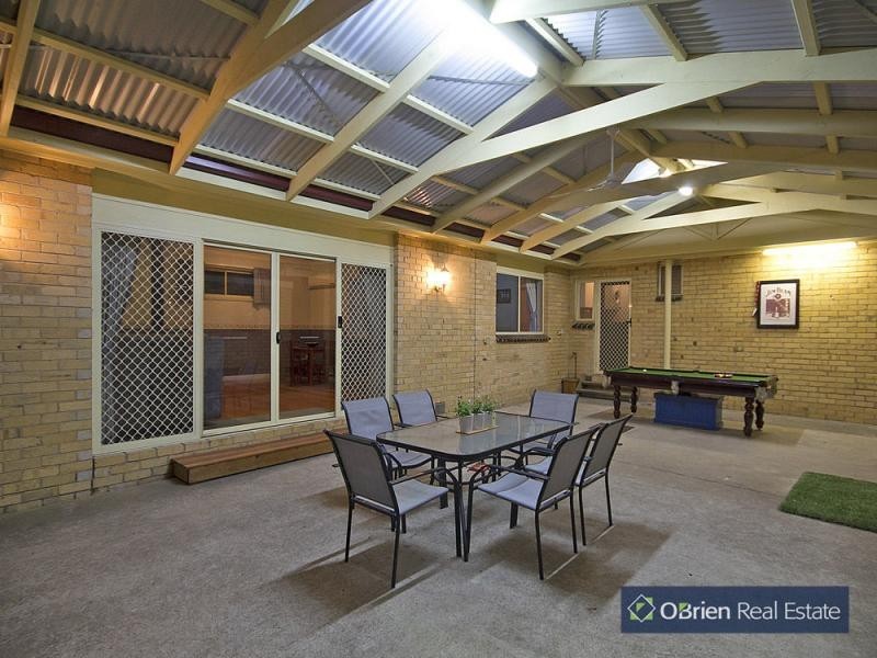 3 Dixons Road, Cardinia VIC 3978