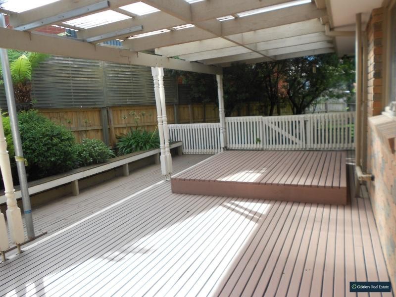 62 Hinrichsen Drive, Hallam VIC 3803