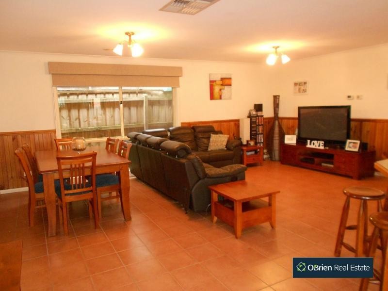 4 Rigby Court, Narre Warren South VIC 3805