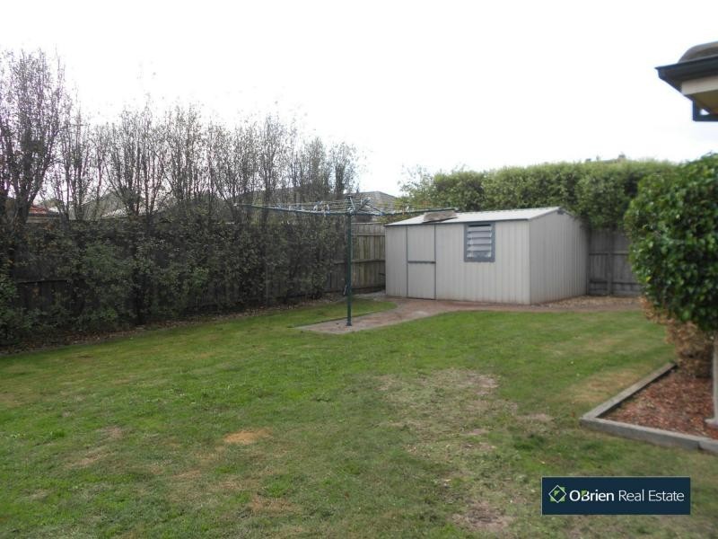 4 Rigby Court, Narre Warren South VIC 3805