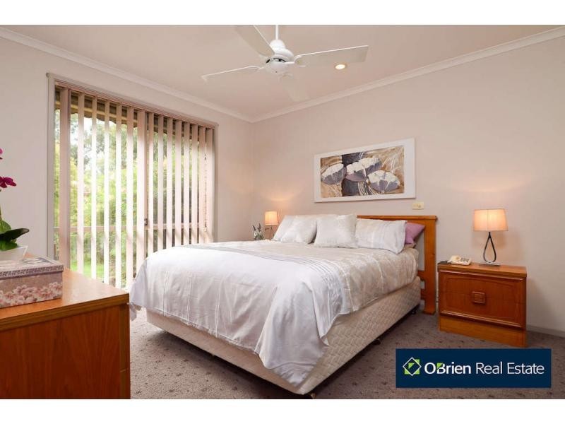 22 Theodore Terrace, Berwick VIC 3806