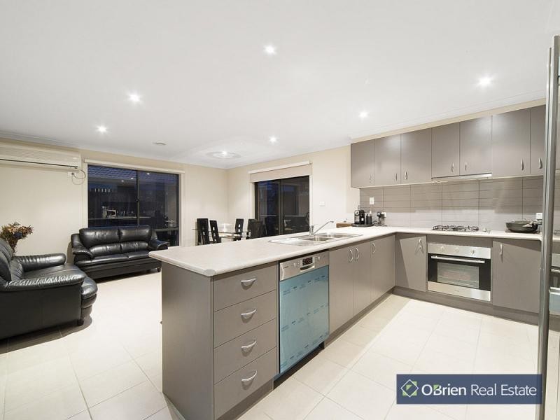 9 Immy Parade, Narre Warren VIC 3805