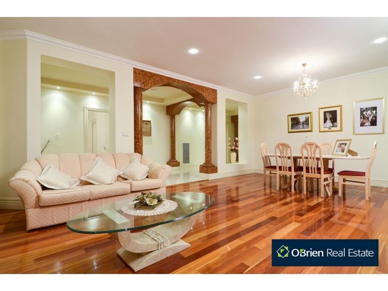 30 Glen Vista Drive, Narre Warren North VIC 3804