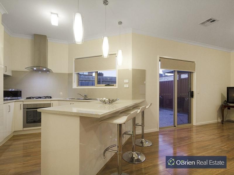 2/48 Shetland Street, Endeavour Hills VIC 3802