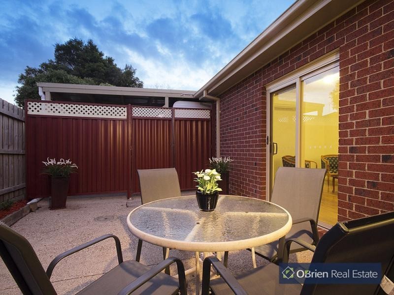2/48 Shetland Street, Endeavour Hills VIC 3802