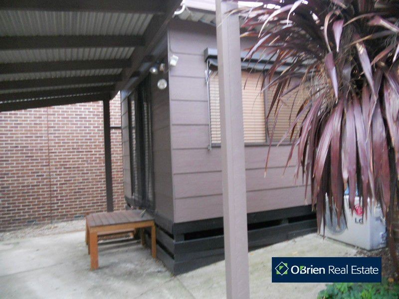 1/7 Aaran Close, Endeavour Hills VIC 3802