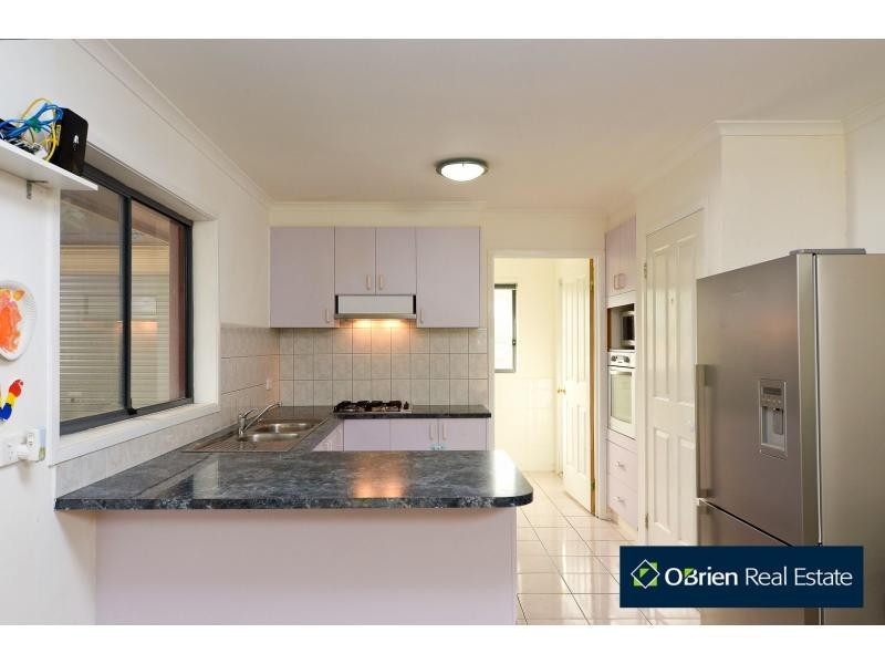 13 Cumberland Chase, Hampton Park VIC 3976
