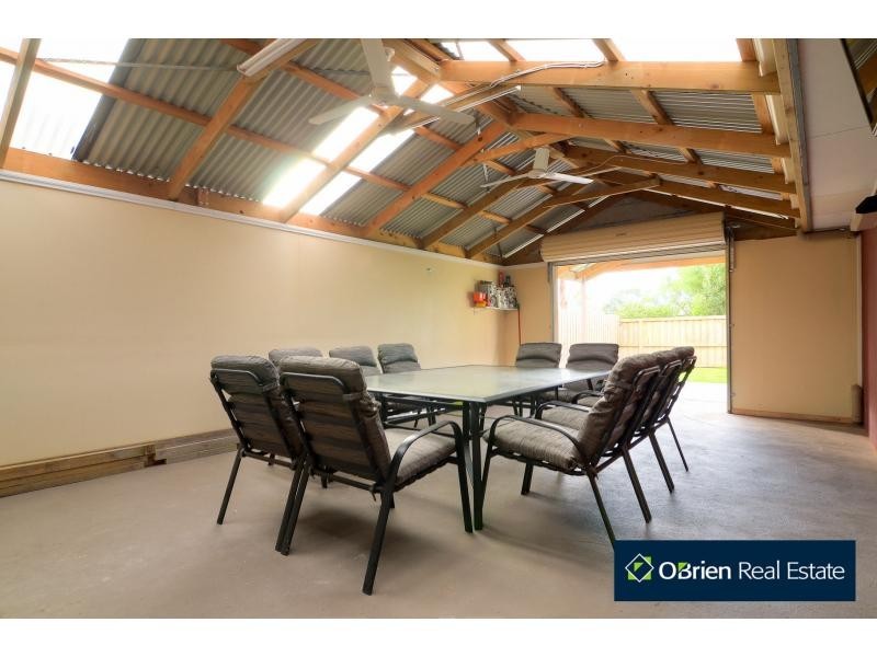 13 Cumberland Chase, Hampton Park VIC 3976