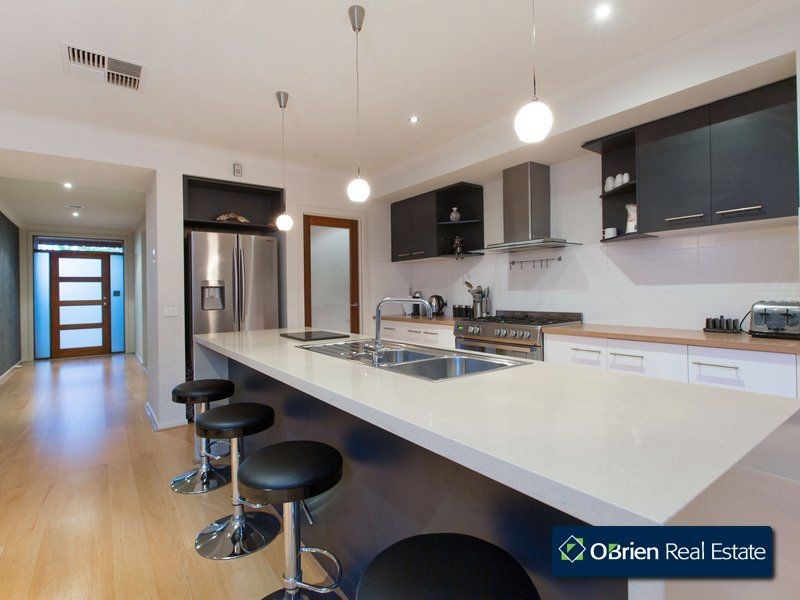 7 Geranium Court, Berwick VIC 3806