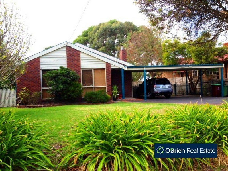 24 Ellwood Drive, Pearcedale VIC 3912