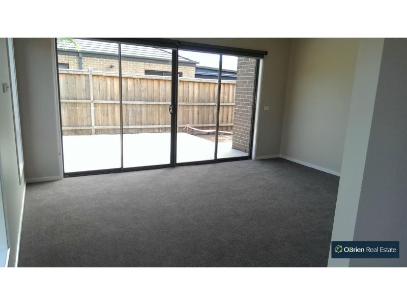 43 Lividia Circuit, Marriott Waters, Lyndhurst VIC 3975