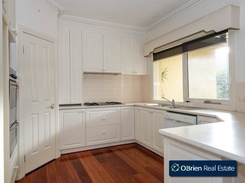 2 Carranya Court, Narre Warren South VIC 3805