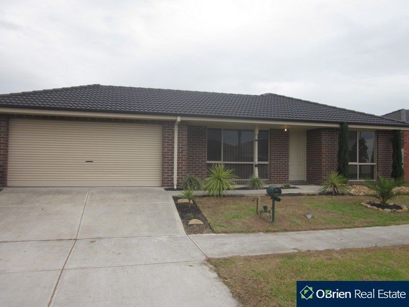 6 Barnes Way, Koo Wee Rup VIC 3981