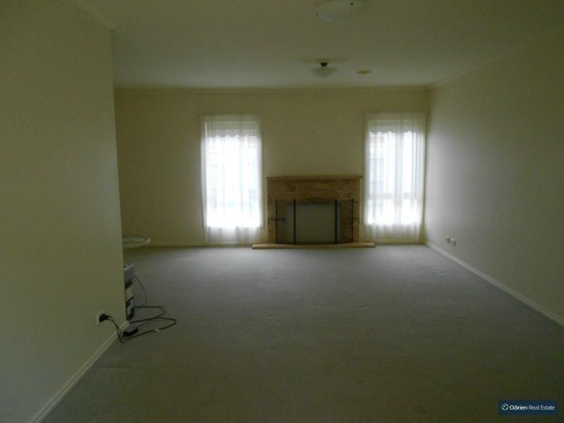 3 Milparinka Way, Berwick VIC 3806