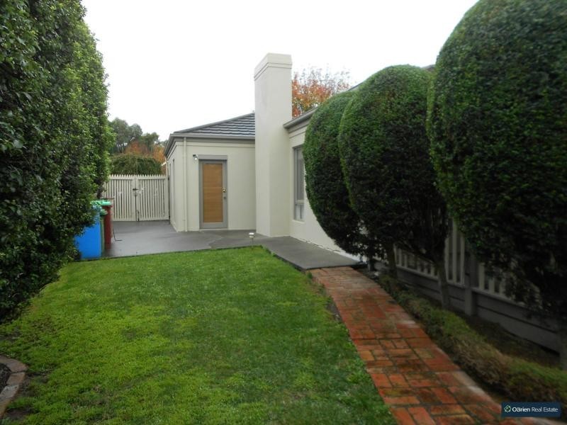 3 Milparinka Way, Berwick VIC 3806