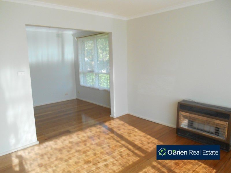 10 Delmont Court, Cranbourne VIC 3977