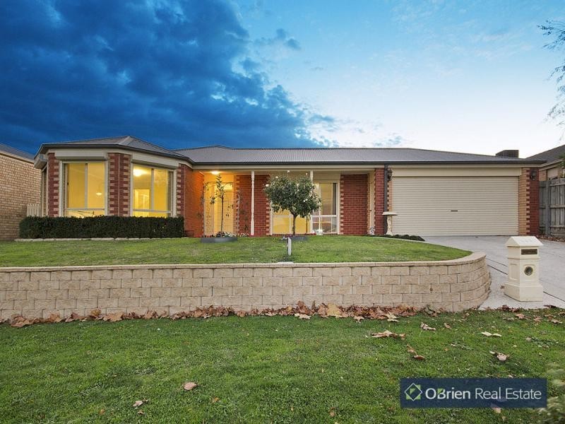 145 The Promenade, Narre Warren South VIC 3805