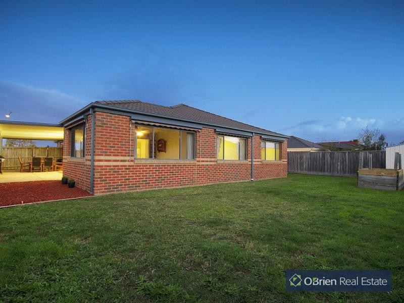 10 Shearers Court, Pakenham VIC 3810