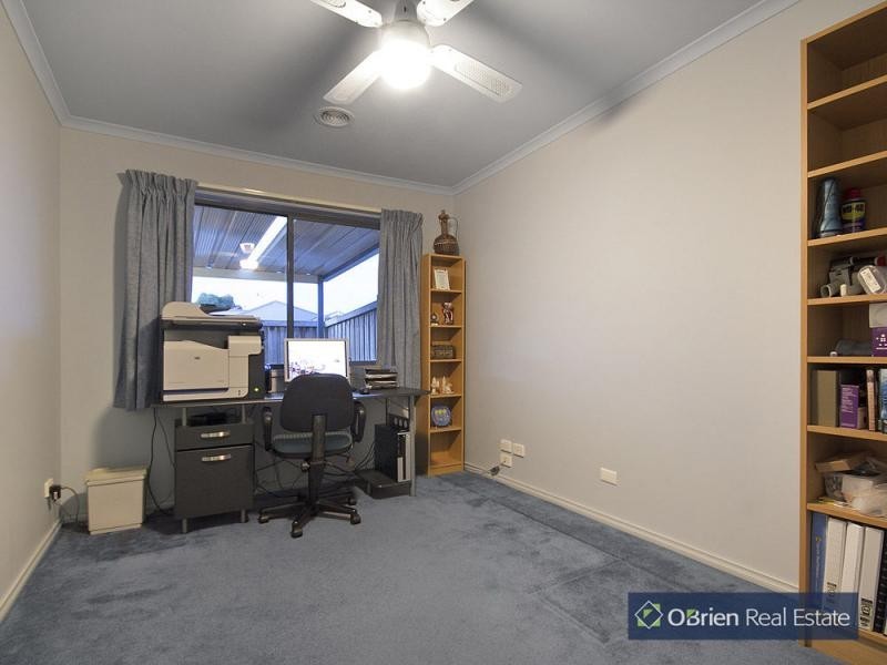 10 Shearers Court, Pakenham VIC 3810