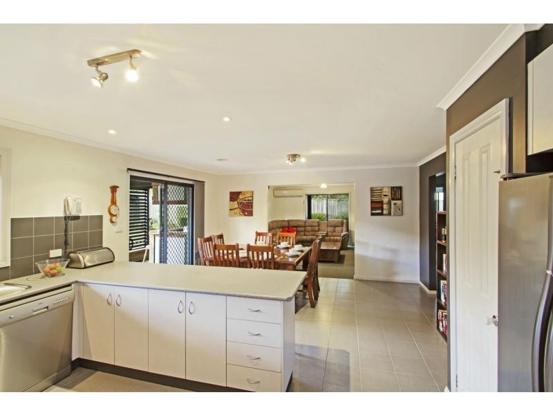 12 Mikasa Place, Pakenham VIC 3810