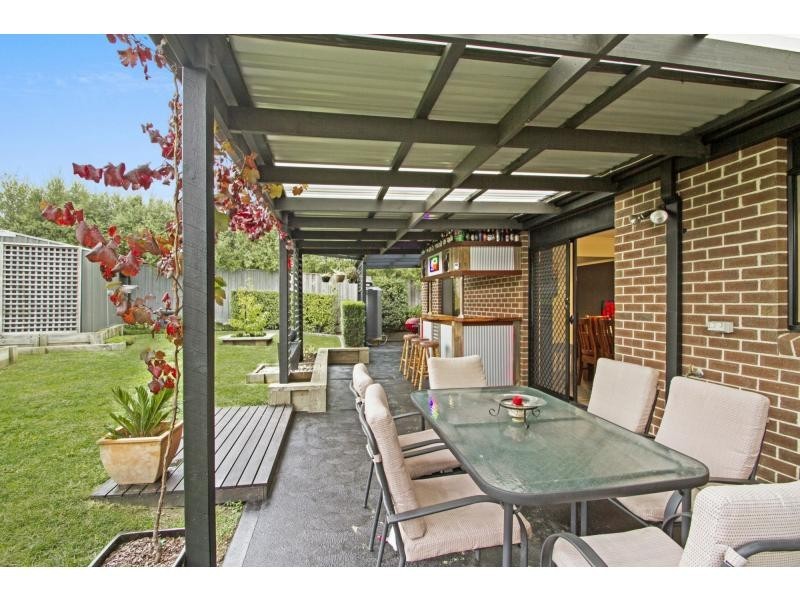 12 Mikasa Place, Pakenham VIC 3810
