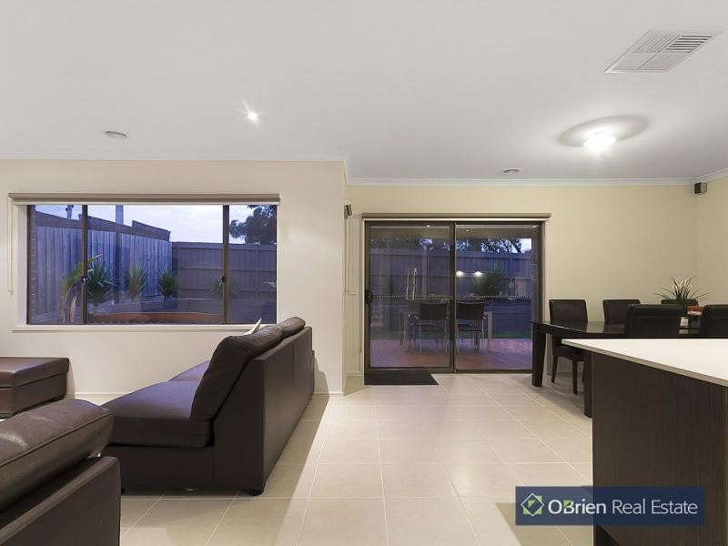 87 Malua Circuit, Sandarra, Sandhurst VIC 3977