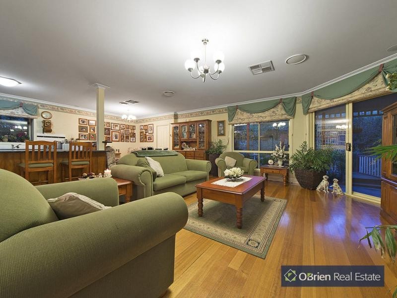 3 Elm Court, Narre Warren South VIC 3805