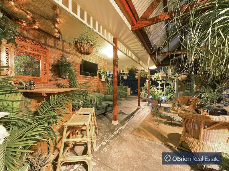 3 Elm Court, Narre Warren South VIC 3805