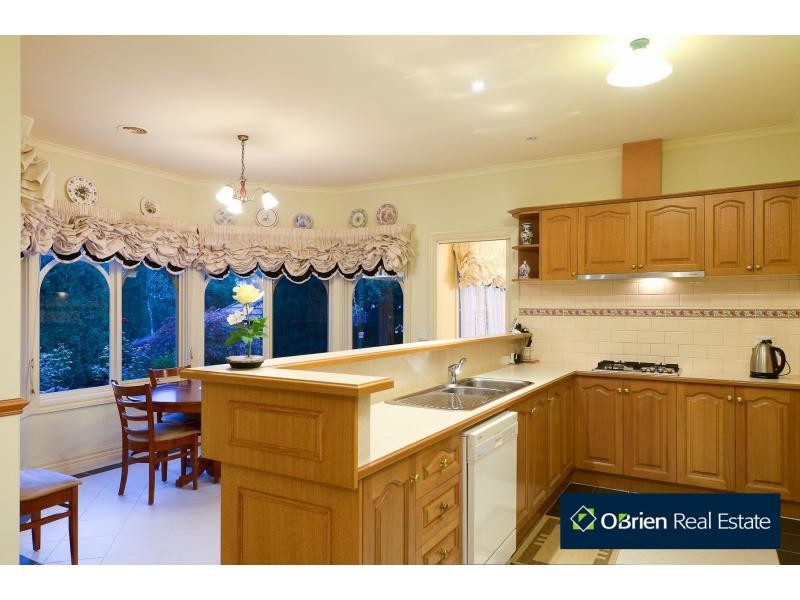 6 Nevada Court, Berwick VIC 3806