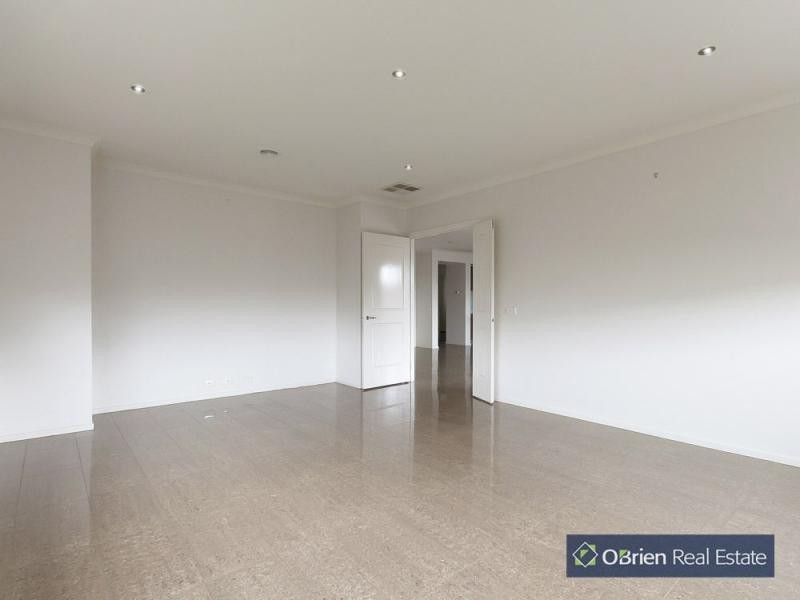 5 Castellana Court, Narre Warren South VIC 3805