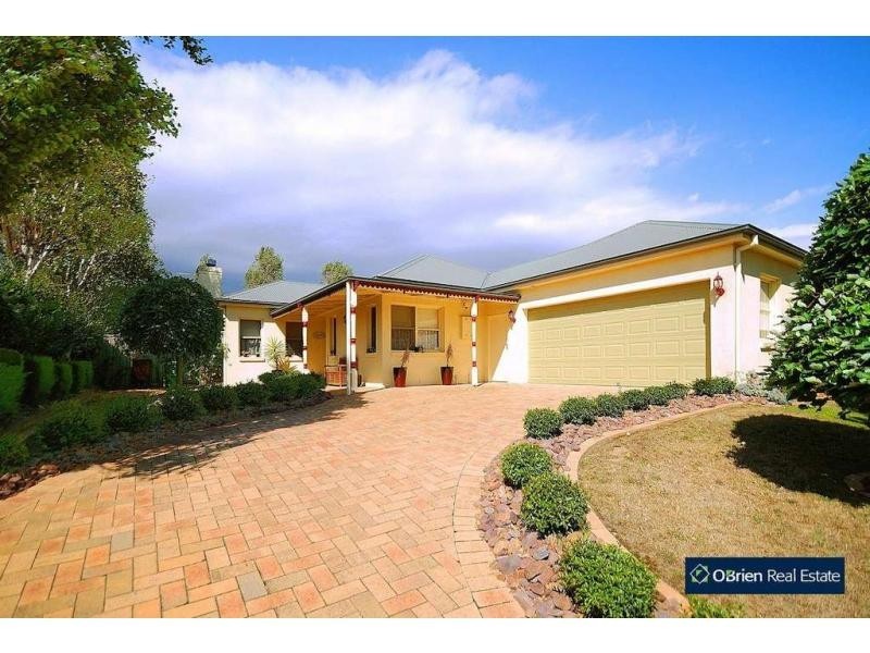 2 Caranya Court, Narre Warren South VIC 3805