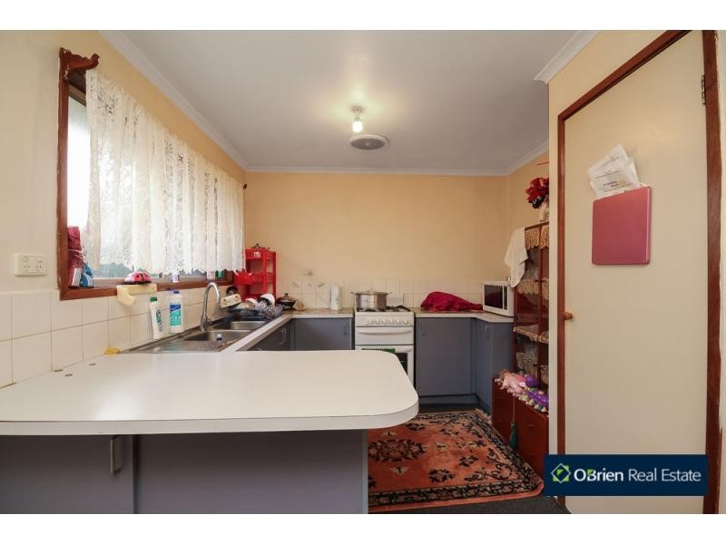 32 Leigh Court, Doveton VIC 3177