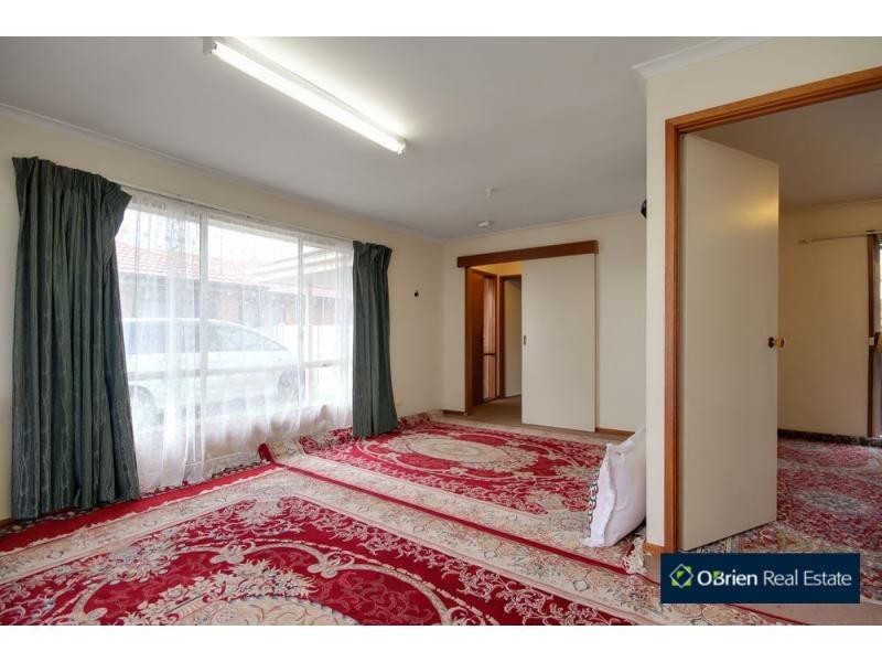 32 Leigh Court, Doveton VIC 3177