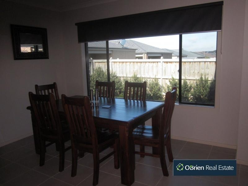 23 Autumn Fields Drive, Cranbourne North VIC 3977