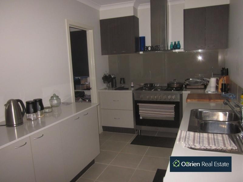 23 Autumn Fields Drive, Cranbourne North VIC 3977