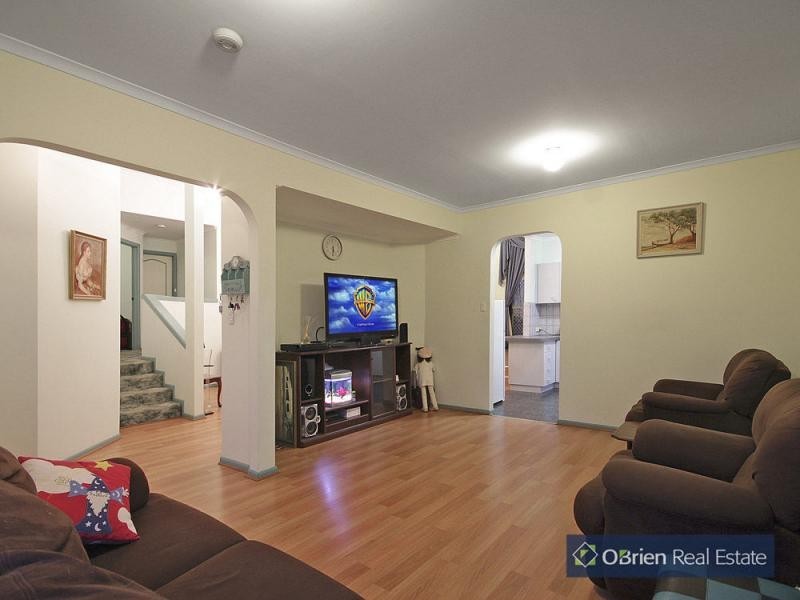 15 Temby Close, Endeavour Hills VIC 3802